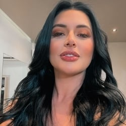 Foto de Monica Lima ao vivo na webcam