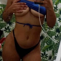 Foto de Monna Milf ao vivo na webcam