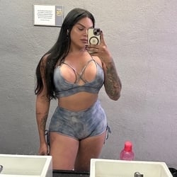 Foto de Monyque Soares ao vivo na webcam