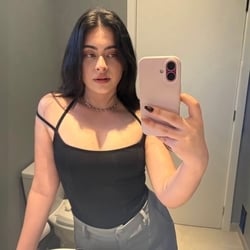 Foto de Moony Vi ao vivo na webcam