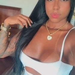 Foto de Morena Gold 04 ao vivo na webcam