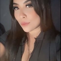 Foto de Morena Tata ao vivo na webcam