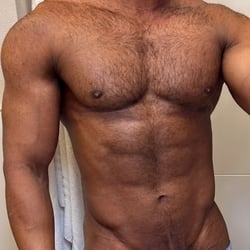 Foto de Moreno Musculoso ao vivo na webcam