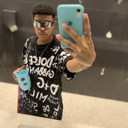 Foto de N Pierre ao vivo na webcam