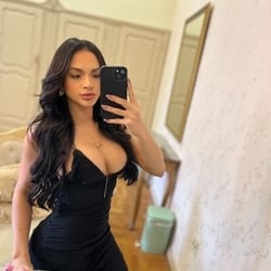 Foto de Nanda 9999 ao vivo na webcam