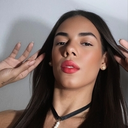 Natalie RJ