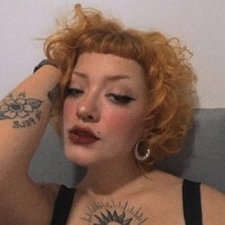 Foto de Natz Cherry ao vivo na webcam