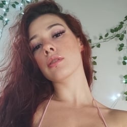 Foto de Naughty Moon ao vivo na webcam