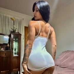 Foto de Nefer ao vivo na webcam