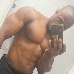 Foto de Negro Fantasia ao vivo na webcam