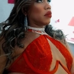 Foto de Nenessa Fogoza ao vivo na webcam