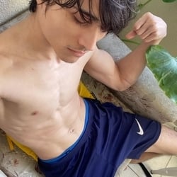 Foto de Nerd 20cm Hyu - videos sexo ao vivo Sexo ao Vivo