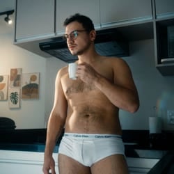 Foto de Nerdzito - videos sexo ao vivo Sexo ao Vivo