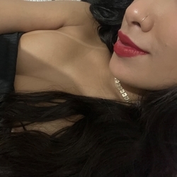 Nicole 00