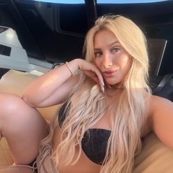 Foto de Nicolle Secrets ao vivo na webcam