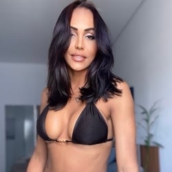 Foto de Nicolly Hilton ao vivo na webcam