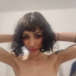 Foto de Niele ao vivo na webcam