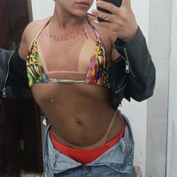 Foto de Nin Tosa ao vivo na webcam