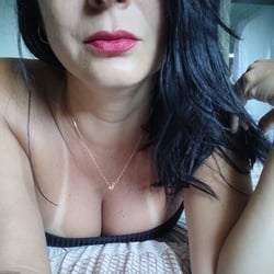 Foto de Nina 37 ao vivo na webcam