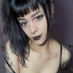 Foto de Ninjie ao vivo na webcam