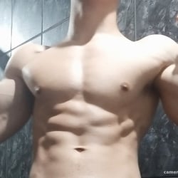 Foto de Novato 100 ao vivo na webcam