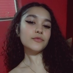 Foto de Núria 77 ao vivo na webcam