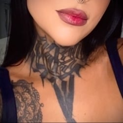 Foto de Nyx Lugosi ao vivo na webcam