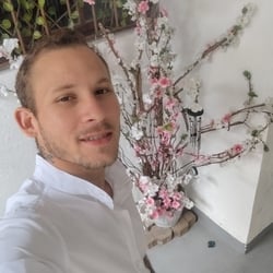 Foto de O Dan ao vivo na webcam