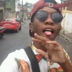 Foto de O Nayan Zin ao vivo na webcam