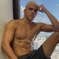 Foto de Oliver Marcos ao vivo na webcam