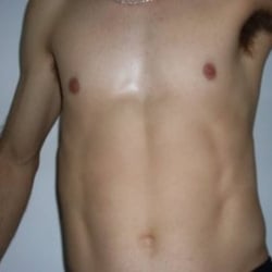 Foto de Oliver Queen ao vivo na webcam