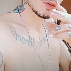 Foto de Oliver Tavares ao vivo na webcam