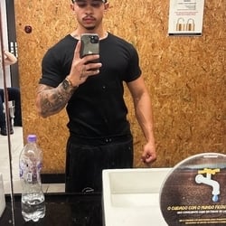 Foto de Olliver 03 - videos sexo ao vivo Sexo ao Vivo