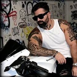 Foto de Ollyver Methawer ao vivo na webcam