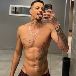 Foto de Os Metralha ao vivo na webcam