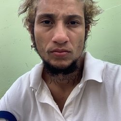 Foto de Ouna Nboy ao vivo na webcam