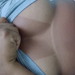 Foto de P Rara ao vivo na webcam