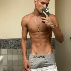 Foto de Pardo 22 Cm ao vivo na webcam