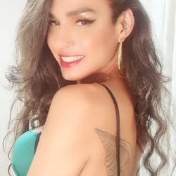 Foto de Pathy Gomes ao vivo na webcam