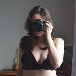 Foto de Patricia Lola ao vivo na webcam