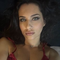 Foto de Patty Fernands ao vivo na webcam