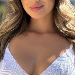 Foto de Paulinha Couto ao vivo na webcam