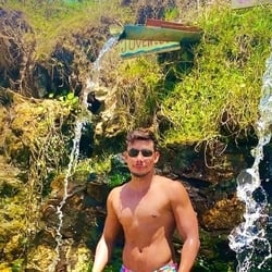 Foto de PC Toni ao vivo na webcam