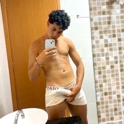 Foto de Pedro Lopez 367 ao vivo na webcam