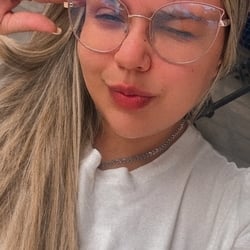 Foto de Peitão Gigante - videos sexo ao vivo Sexo ao Vivo