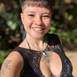 Foto de Pequena Julie ao vivo na webcam