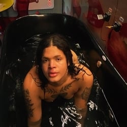 Foto de Pietra Aricia 26 ao vivo na webcam