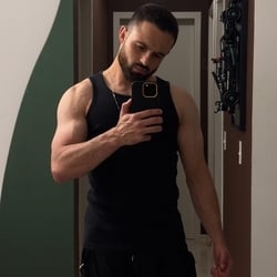 Foto de PJ Lewis - videos sexo ao vivo Sexo ao Vivo