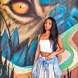 Foto de Pocahontas 2000 ao vivo na webcam