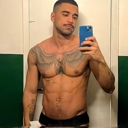 Foto de Polo Tatuado ao vivo na webcam